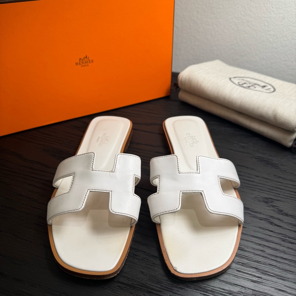 Hermes Oran Sandals Leather White 37 - Picture 2 of 9